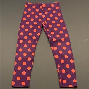 Girls Gymboree polka dot leggings.